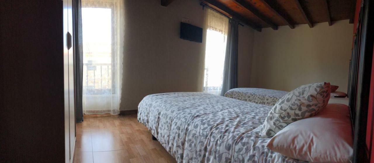 Albergue Ponte Olveira Mazaricos Luaran gambar